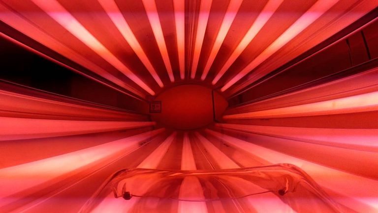 red-light-therapy-for-tanning-bed - Pacific Tan Salon
